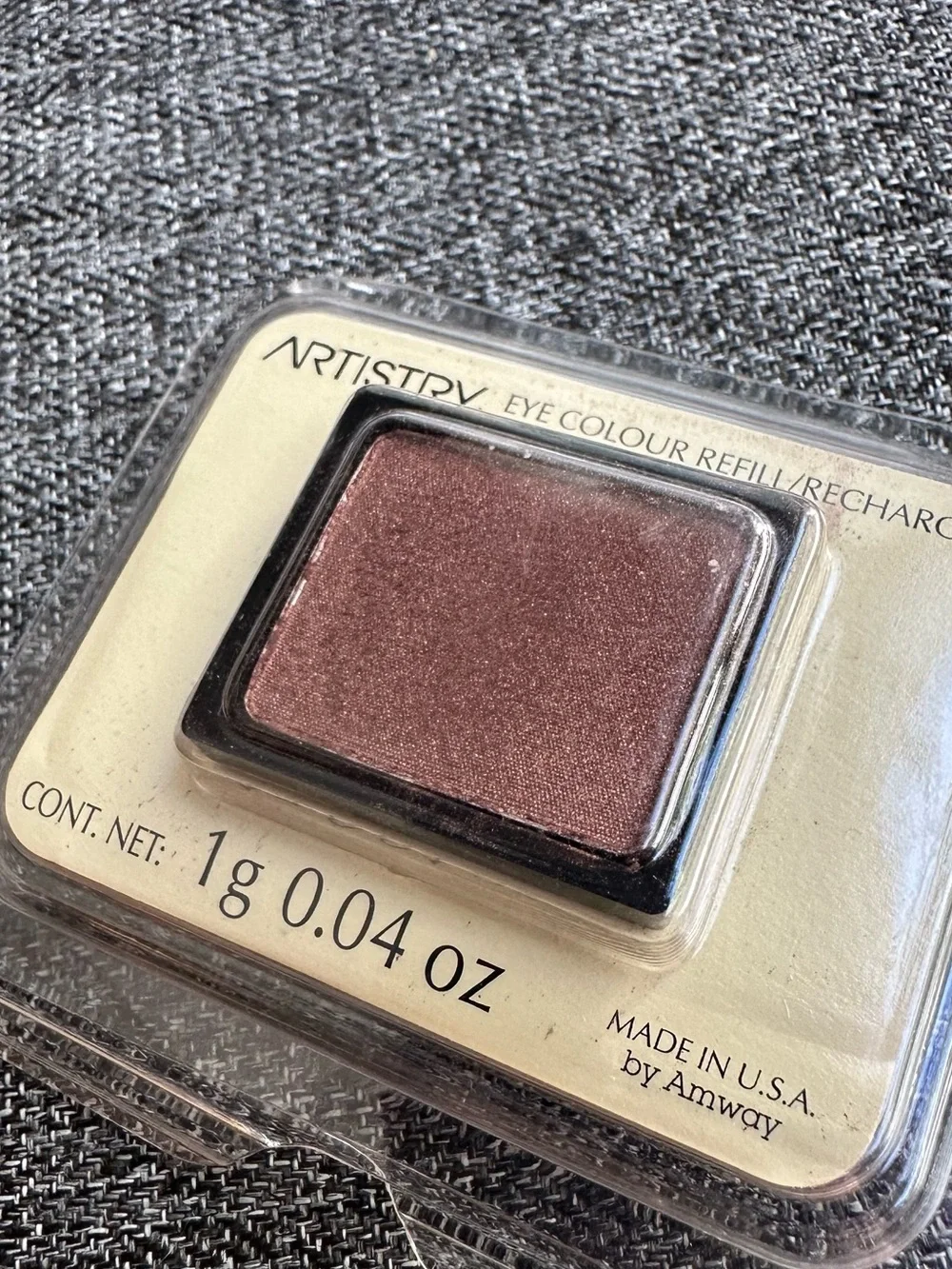 NEW Amway Artistry Eye Colour Refill Eyeshadow 1g 0.04oz Bronzio NOS VTG 90s